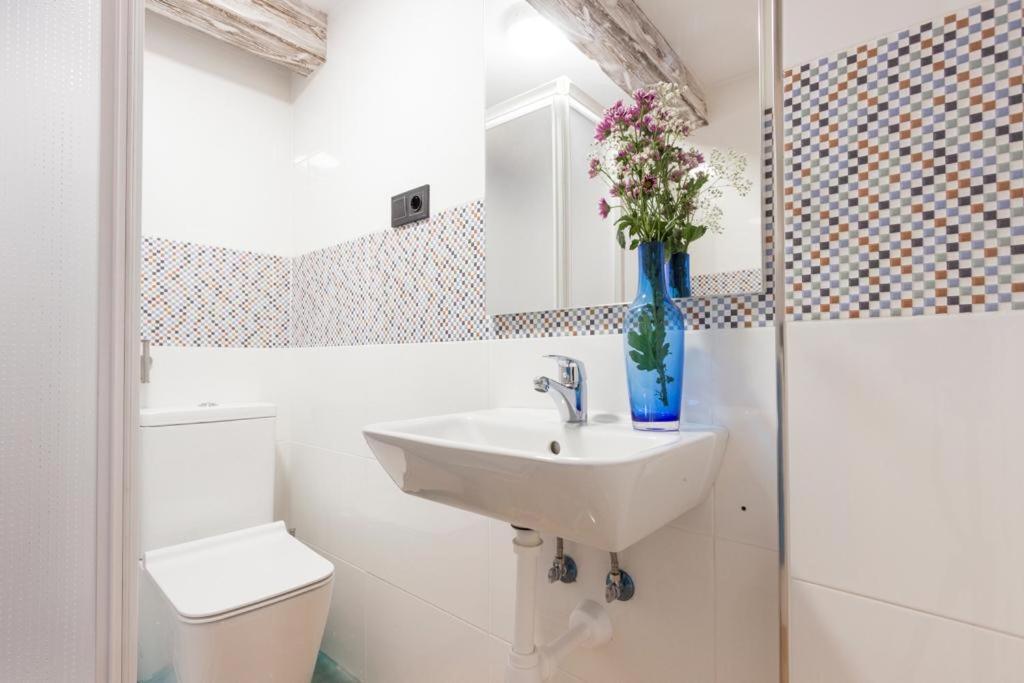 Apartamento Vintage En El Centro De Malaga Bagian luar foto
