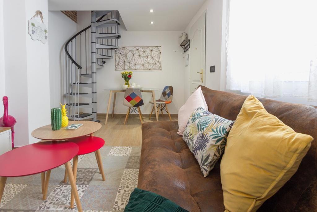 Apartamento Vintage En El Centro De Malaga Bagian luar foto